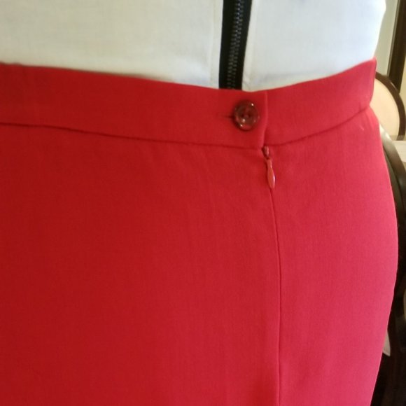 Plus Size 18W / 20W Women's Red Pencil Skirt - Picture 4 of 7